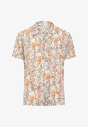 Koszula z krótkim rękawem na guziki, z kwiatowym wzorem w odcieniach pomarańczowego, żółtego i beżowego na białym tle.