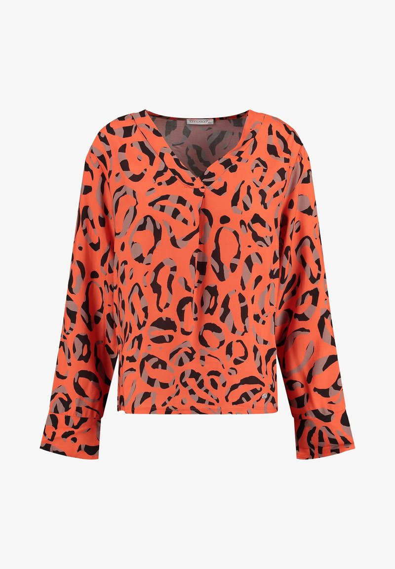 Blouse à manches longues et col en V avec un motif léopard abstrait aux couleurs orange vif, noir et gris.