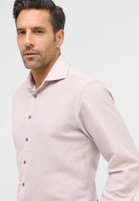 Eterna LINEN SHIRT - MODERN FIT - Hemd - sand