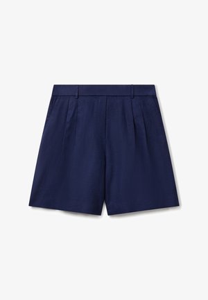 Marineblauwe shorts met hoge taille, plooien, ceintuurlussen en zijzakken, weergegeven op een witte achtergrond.