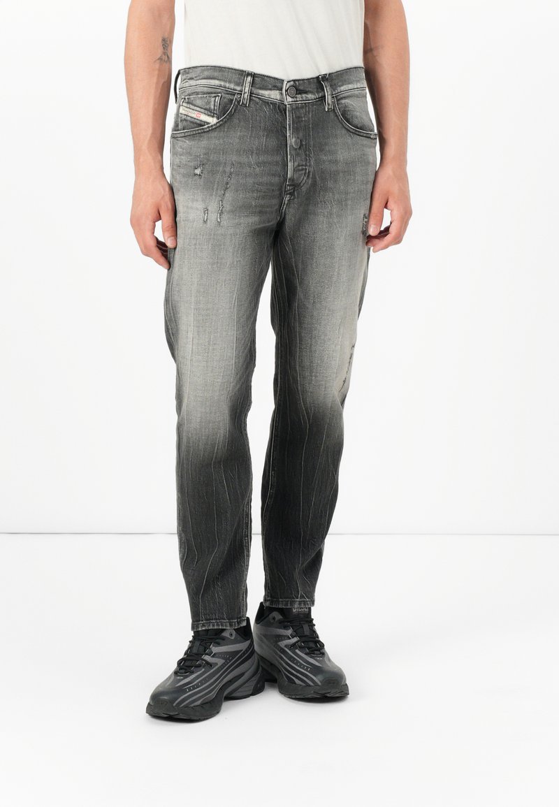 Diesel Jeans Tapered Fit zwart Diesel Jeans Tapered Fit zwart