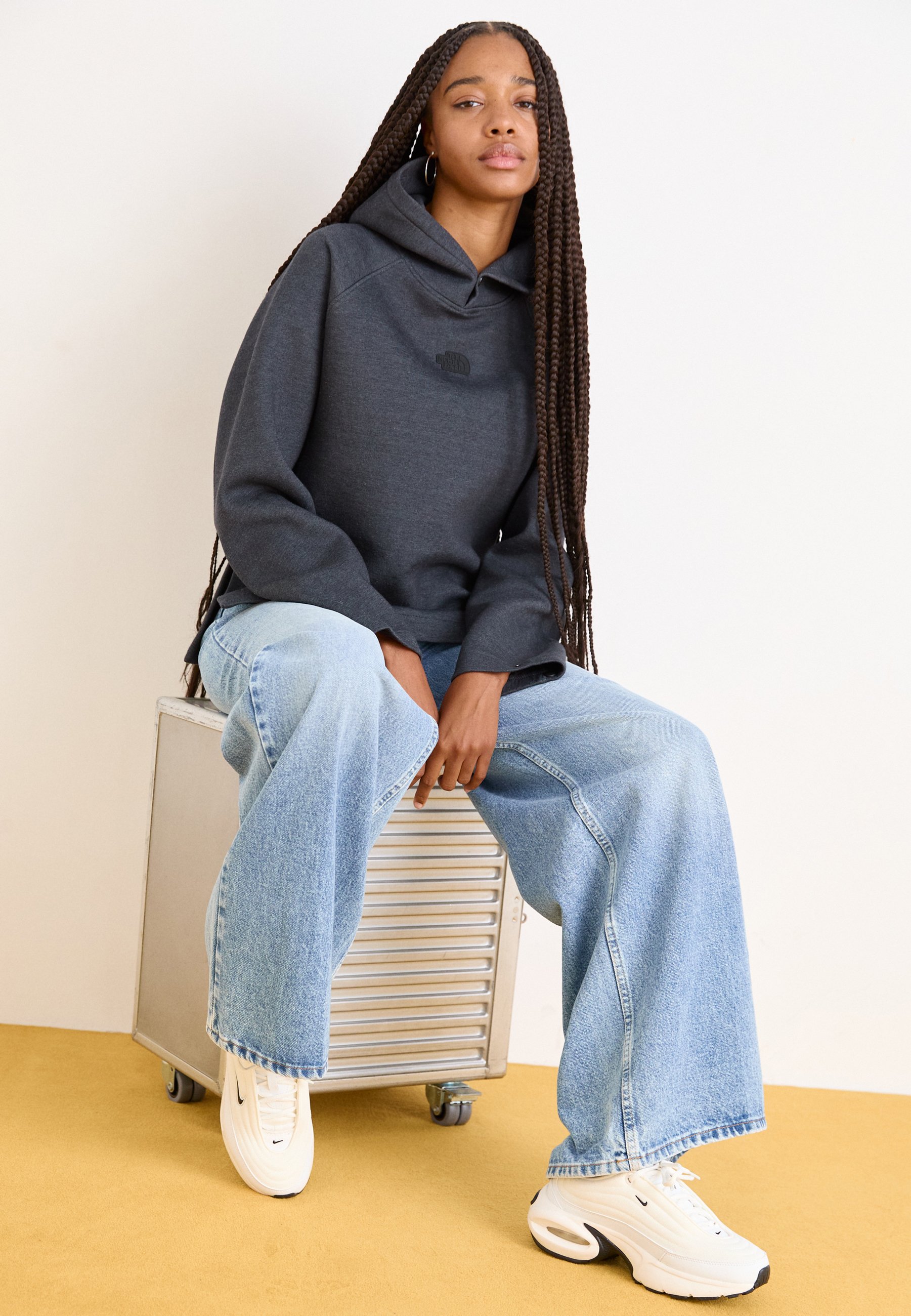 nike air max white outfit