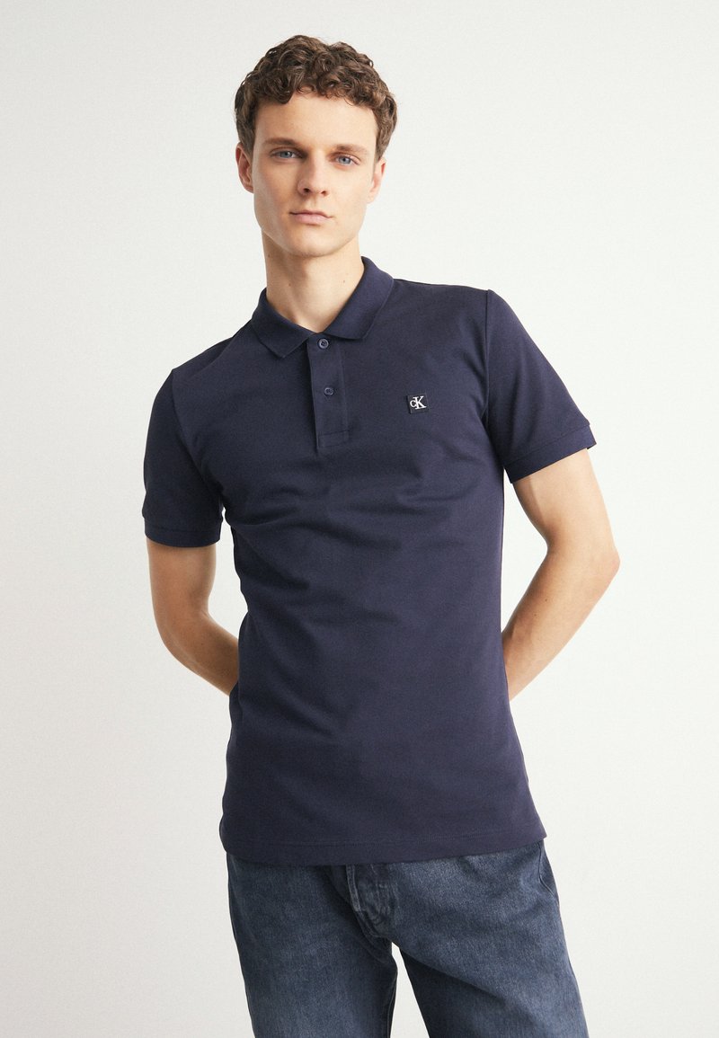 Calvin Klein Jeans BADGE SLIM - Poloskjorter - night sky