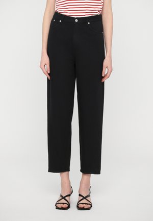 BESSIE SPECIAL - Relaxed fit jeans - black