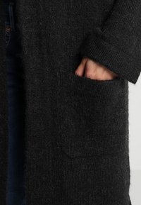 KIOMI Kofta - mottled dark grey