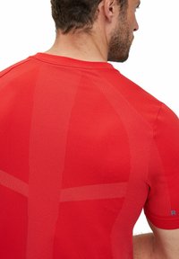 FALKE RUNNING - Sport T-shirt - tangerine
