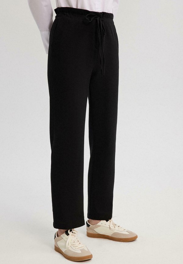 WITH ELASTIC WAIST - Stoffhose