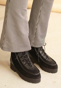 BALAGAN JUNKO - Stivali da neve  - black