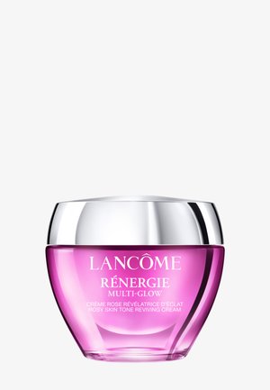 Rosafarbener Glasbehälter mit silbernem Deckel, beschriftet mit "Lancôme Rénergie Multi-Glow", enthält Creme zur Revitalisierung des rosigen Hauttons. Glatte Textur.