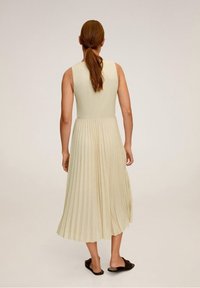 Mango Maxi šaty - sand