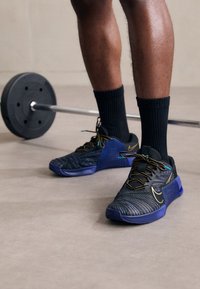 METCON 9 AMP - Sportovní boty - black/blue void/deep night/copper moon/psychic blue