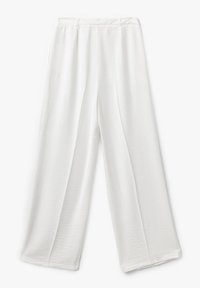 Pantaloni a gamba larga, realizzati in morbido tessuto bianco, con vita elastica, superficie liscia e dettagli di cucitura minimi.