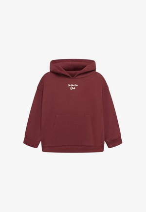 Bordeaux hoodie met voorzak en witte tekst "The New Kids Club" op de borst.
