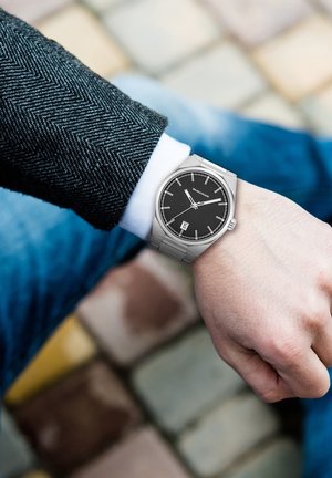Horloge - silver-coloured