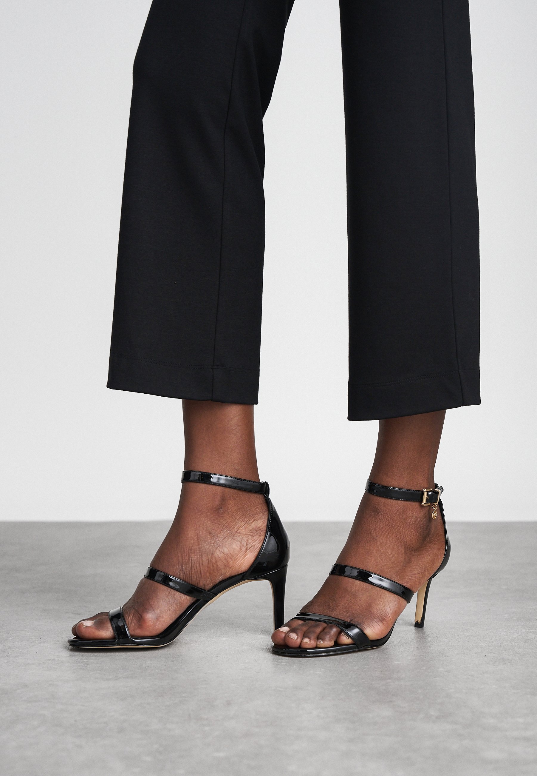 MICHAEL Michael Kors KODA - Sandale cu toc - black/negru - Zalando.ro