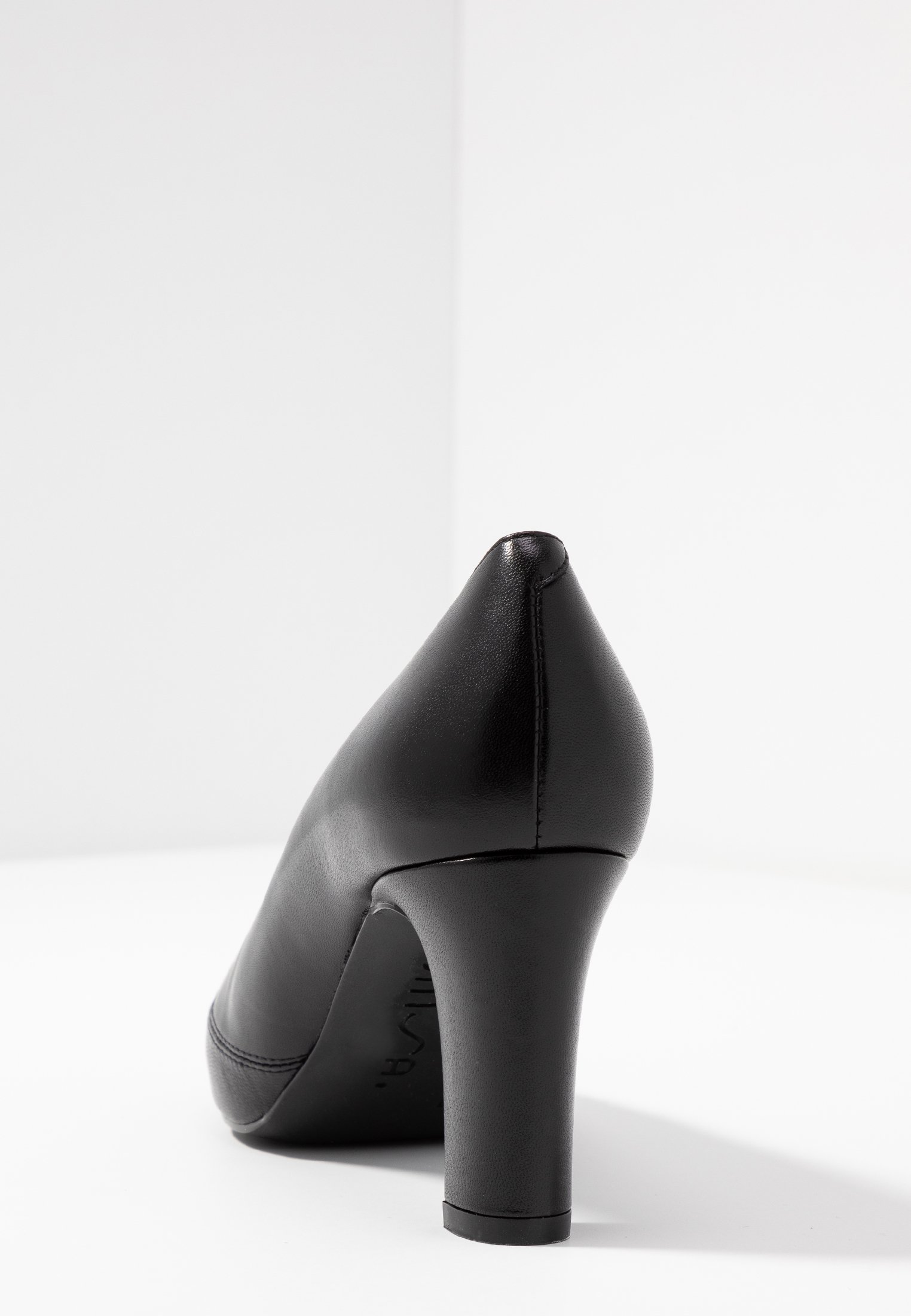 Unisa NUMAR CLASSIC Platåsko black Zalando.no Unisa NUMAR CLASSIC Platåsko black Zalando.no