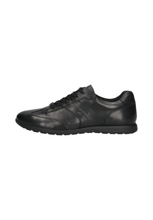 Schwarze Leder-Freizeitsneaker für Männer mit Schnürdesign und "bugatti by lug" Prägung an der Seite, flache Sohle und abgerundete Zehen.