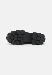 YOURTURN UNISEX - Støvletter - black