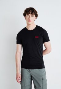 Levi's® GRAPHIC TEES 3 PACK - Pamata T-krekls - white/medium heather grey/caviar