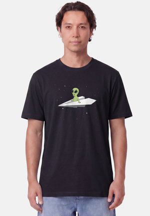 watapparel, ALIEN ON A PAPER PLANE UNISEX - T-shirt imprimé - black