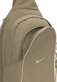 Nike Sportswear SPORTSWEAR ESSENTIALS - Torbica za okoli pasu - khaki sanddrift sanddrift