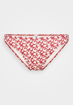 Rød blomstrete bikini-bunn med små hvite blomster, laget av teksturert stoff. Har en kontrasterende hvit innerfôr og elastisk midjebånd.