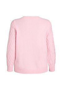 Rozā džemperis ar vienmērīgu virsmu un struktūrētiem dimanta raksta piedurknēm. Aprīkots ar ribotu apkakli un apakšmalu. Mīksts adījuma materiāls.