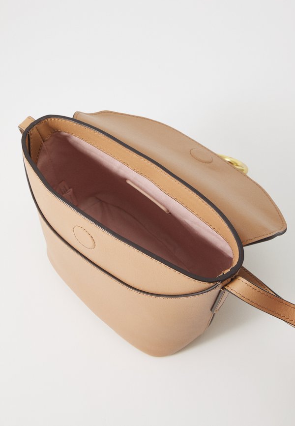 CARMY - Cross body bag - sand3