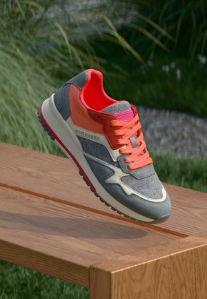VIVI 23C - Sneakers laag - blue/red