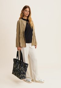 Freddy COMFORT FIT CON DETTAGLI PREZIOSI - T-shirt con stampa - nero