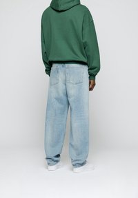 EIGHTYFIVE Vaqueros baggy - laser denim