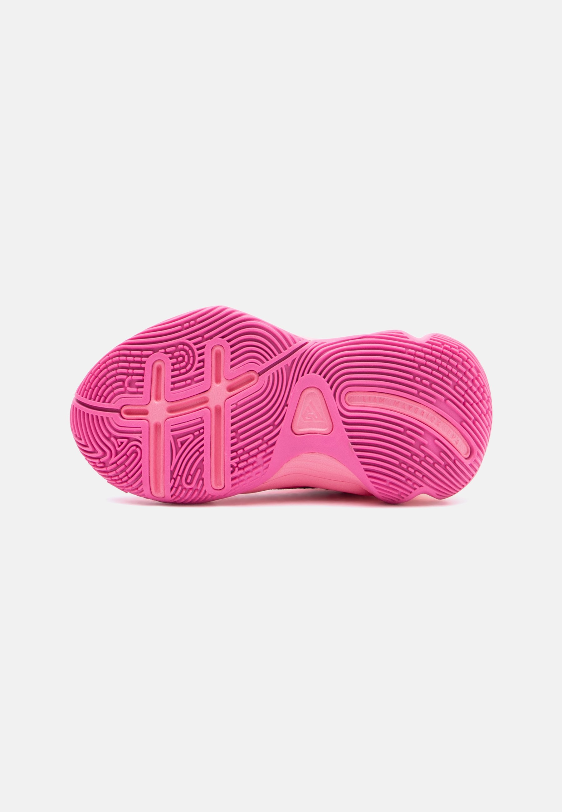 nike pink triangle shoes