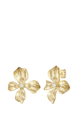 Boucles d'oreilles en or en forme de fleur avec des pétales texturés et une perle centrale. Le design comprend une ferme à tige pour un port sécurisé.