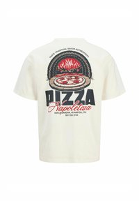 Kremowy T-shirt z krótkim rękawem z grafiką pizzy w piecu opalanym drewnem oraz czerwonym i czarnym napisem "Pizza Napoletana".