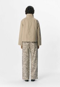 Object OBJECT  - Veste mi-saison - desert taupe