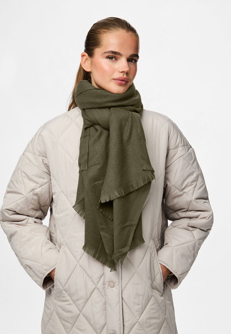 Pieces PCJORNA LONG NOOS BC - Bufanda - khaki