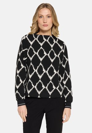- Bluza