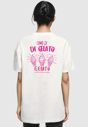 - T-shirt z nadrukiem