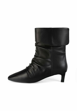 Stivaletti - black