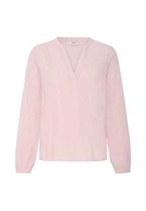Bluză roz deschis cu mâneci lungi, manșete elastice și decolteu în V, având un mic detaliu din material la guler.