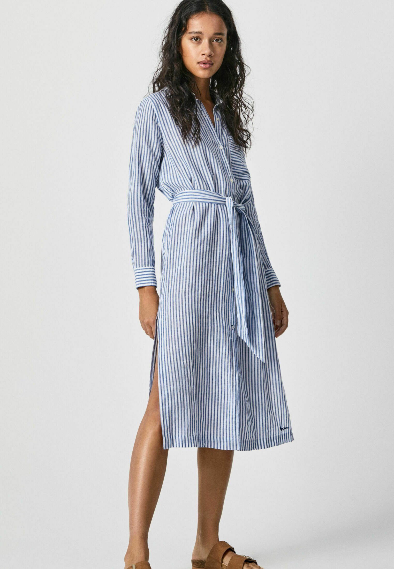 ▷ Jeans Flojos que son tendencia este 2022 - Mousse Glow