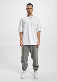DEF Donji dijelovi trenirke - anthracite washed