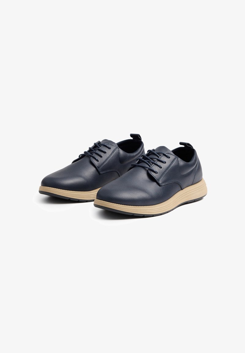 INSIDE Zapatos con cordones - azul