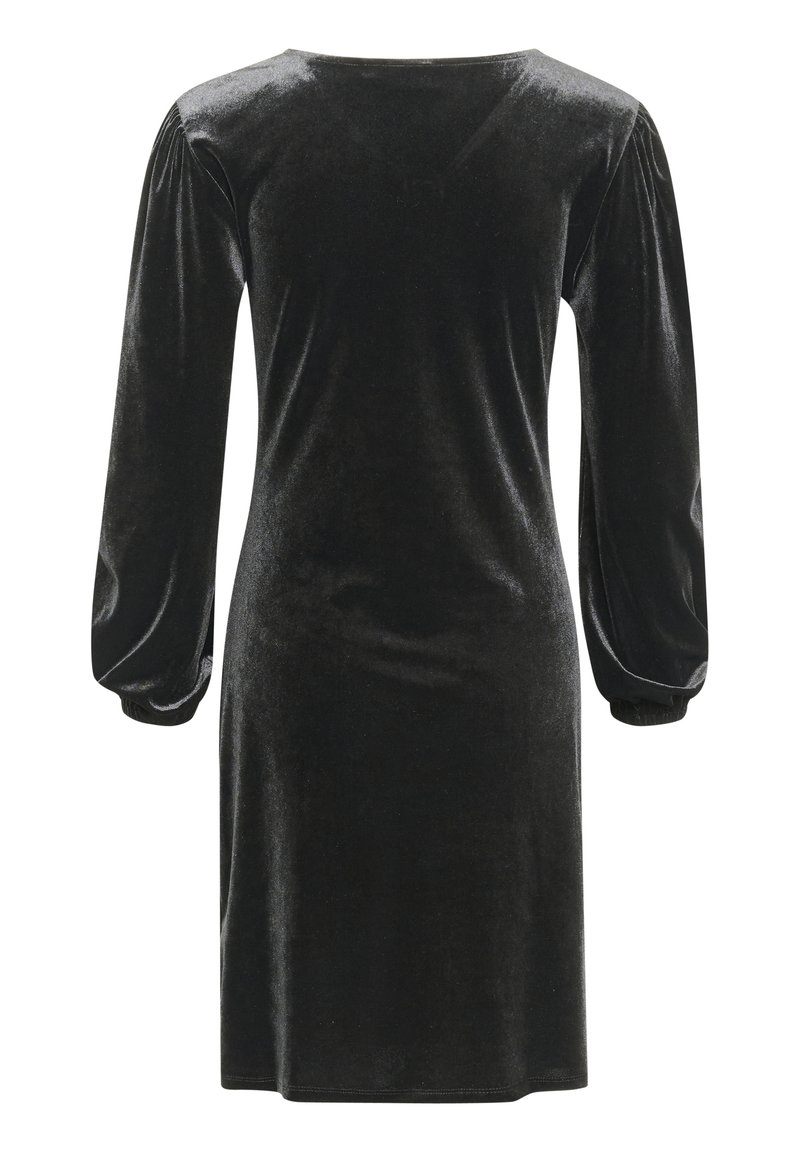 Schwarzes Samtkleid mit langen Puffärmeln, einem runden Halsauschnitt und einer taillierten Silhouette. Geschmeidige Textur und leichter Glanz durchgehend.