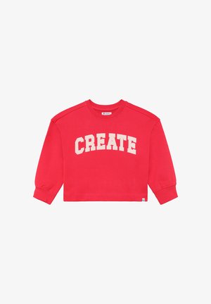 Sudadera roja recortada con mangas largas, con la palabra "CREATE" en blanco, textura acanalada y escote redondo.
