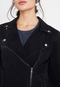 VILA Džínová bunda - black