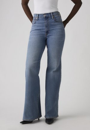 Levi's® RIBCAGE BELLS - Jean flare - blu denim