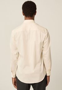 Next EASY CARE TEXTURED - REGULAR FIT - Ing - ivory white