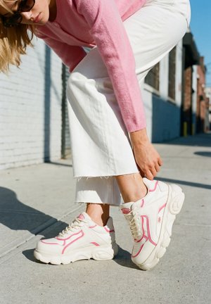Buffalo, ECHO - Sneakers basse - white pink