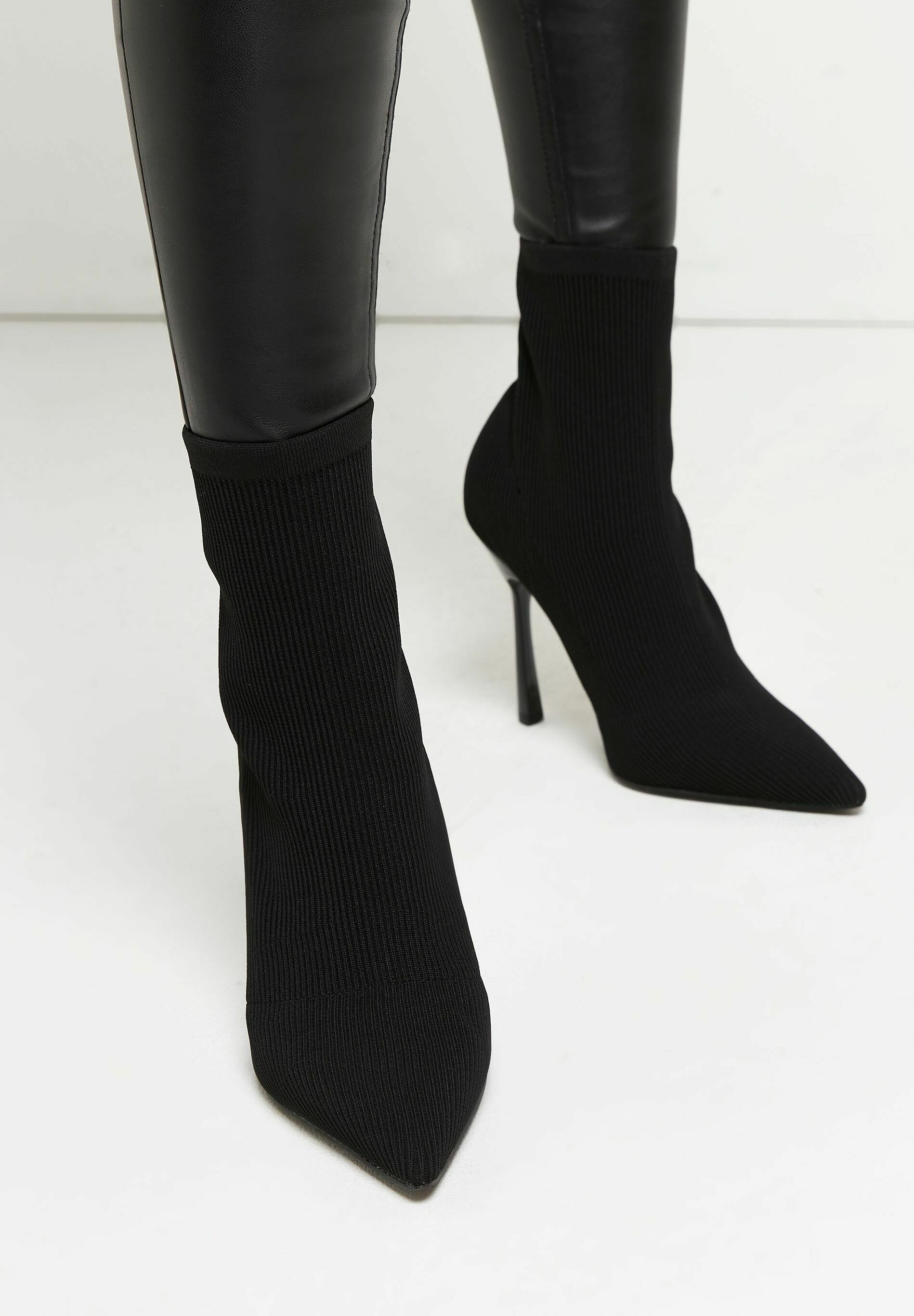 River Island Enkellaarsjes met hoge hak - black/zwart - Zalando.nl